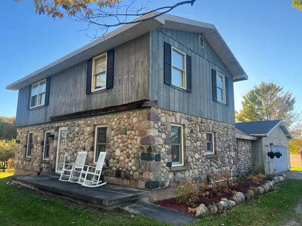 9354 Briar Hill Rd, Herron, MI 49744