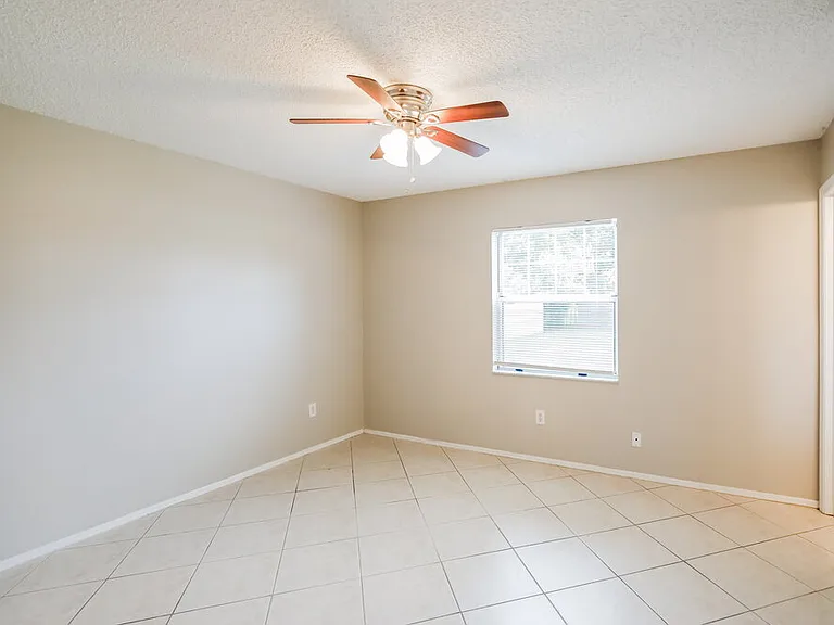 2913 SE Ironton Ave — Photo 13