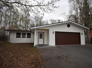 2711 Lexington Cir, Anchorage, AK 99502