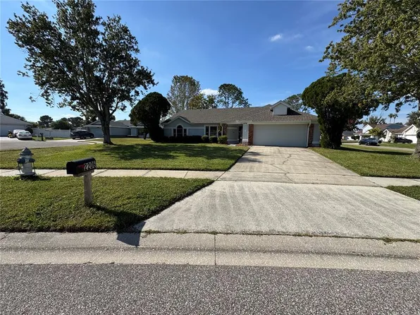 2206 Fairmont Cir, Orlando, FL 32837