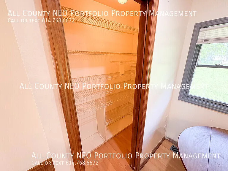 3050 Derby Rd — Photo 12