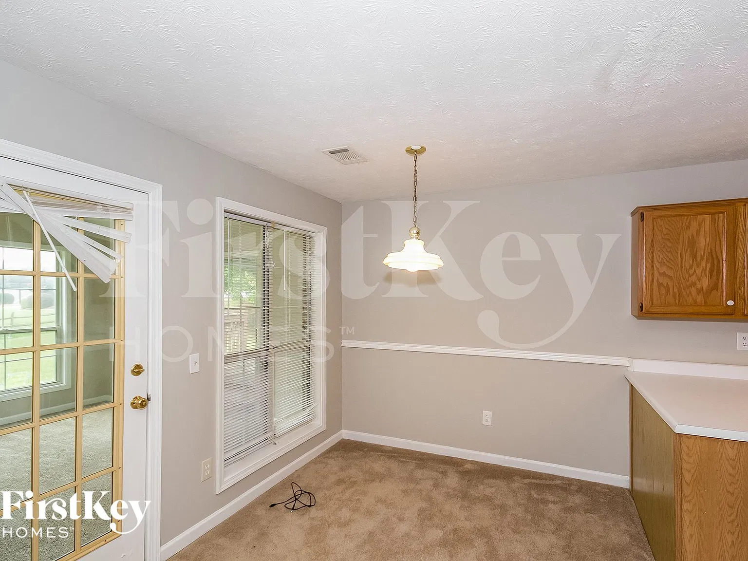 3 bed, 2.0 bath, 1941 sqft, $2,795 — Photo 4