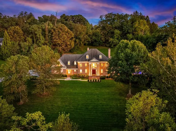 1421 Wine Spring Ln, Baltimore, MD 21204