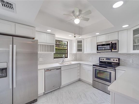 5th image of 700 Valley Stream Dr APT 104