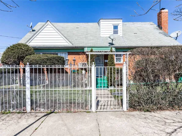 10105 24th Ave, East Elmhurst, NY 11369