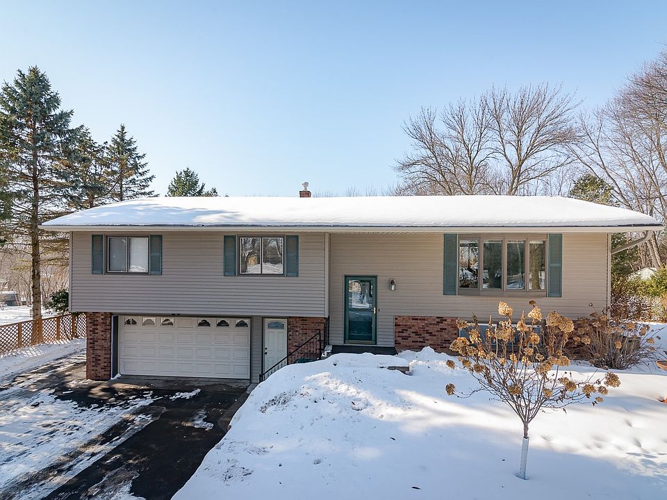 1st image of 4872 Osgood Ave N