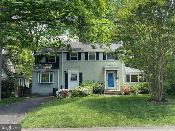 5707 Harwick Rd, Bethesda, MD 20816