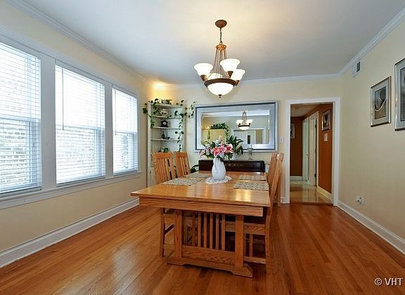 5th image of 5016 N California Ave #2