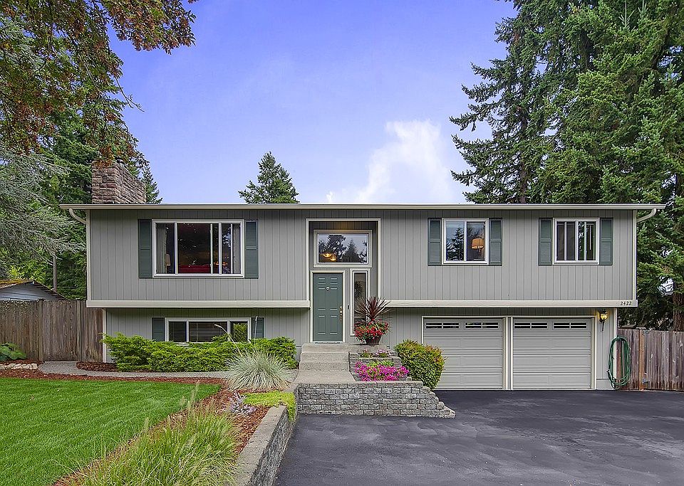 1st image of 2422 215th Ave SE
