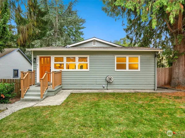 13761 30th Avenue NE, Seattle, WA 98125