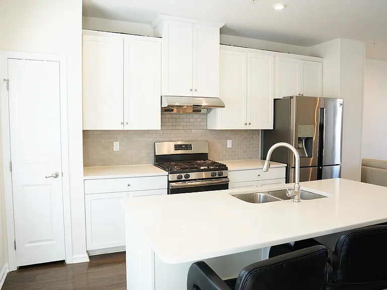 132 Mulberry Dr — Photo 8