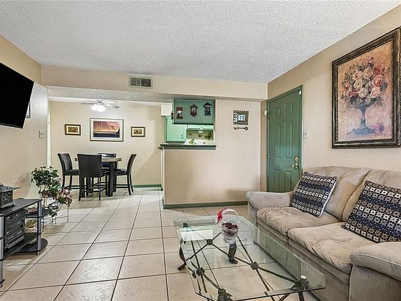 3rd image of 734 Village Rd #D