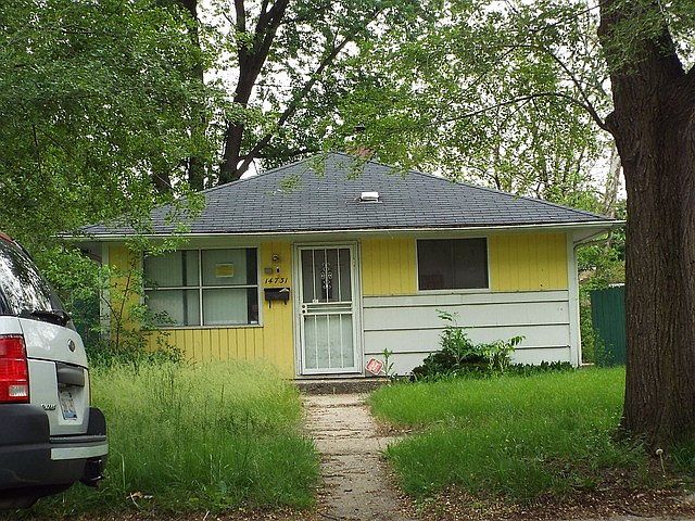 1st image of 14731 Dobson Ave