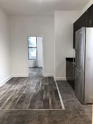 Rented by Sassouni Management | media 33