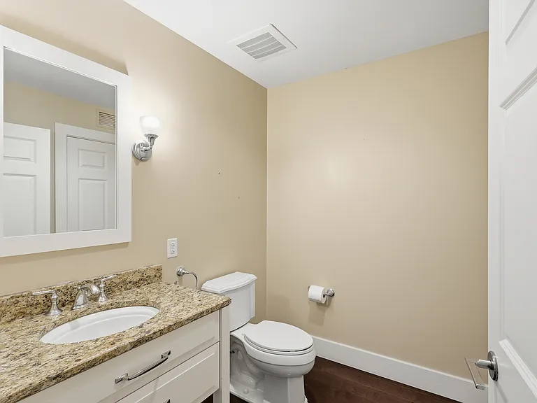 509 Bogart Pl #203 — Photo 11