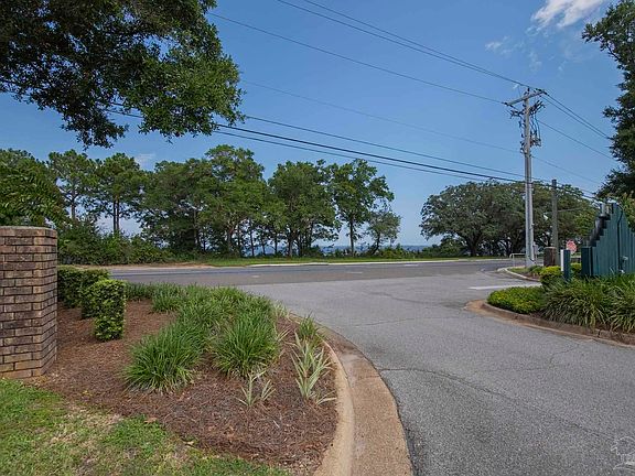 2nd image of 2299 Scenic Highway Cir #3