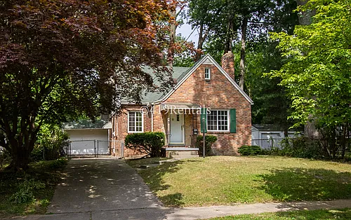 2424 Lambert Dr Photo 1