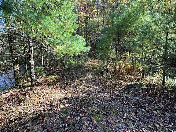 4th image of 210 Big Creek Trl