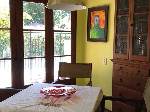 Breakfast nook