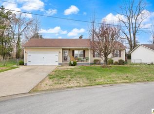 112 Celtic Cir, Glasgow, KY 42141