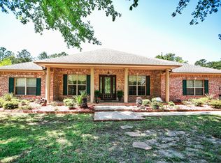 106 Rabbit Run Dr, Leesville, LA 71446