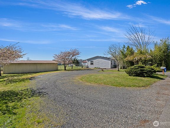 2nd image of 190 Poetsch Road