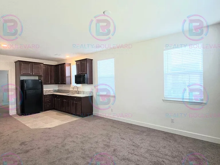 2561 Bridgetown Loop — Photo 8