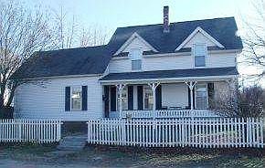 Covered Porch & Corner Lot ...