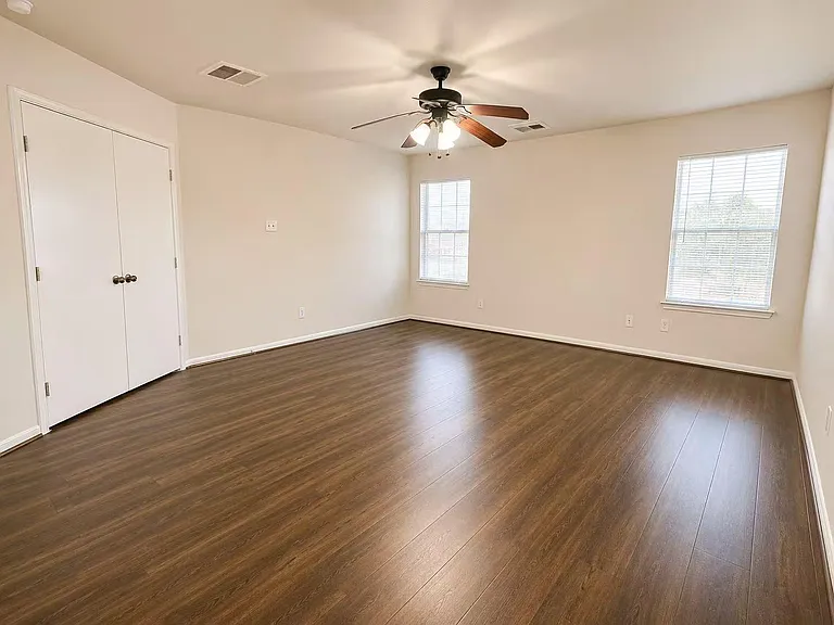 3519 Benjamin Franklin Ln — Photo 13