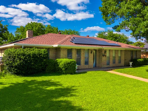 1241 College Pkwy, Lewisville, TX 75077