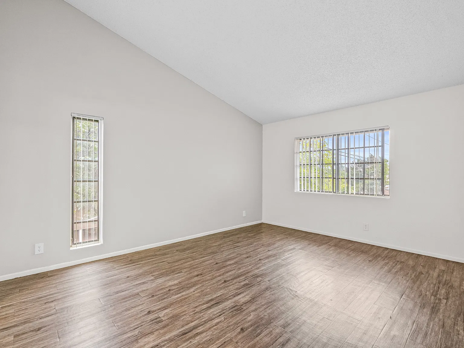 Stetson Townhomes LLC - 1148 — Photo 2