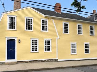 35 2nd St, Newport, RI 02840
