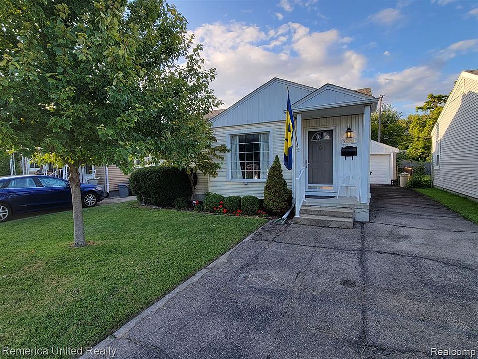 28844 Block St, Garden City, MI 48135 Zillow