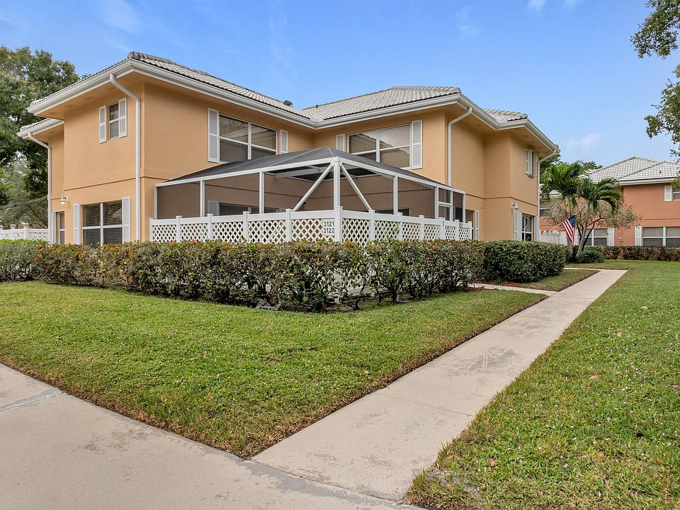 1st image of 3122 Kingston Ct #2B