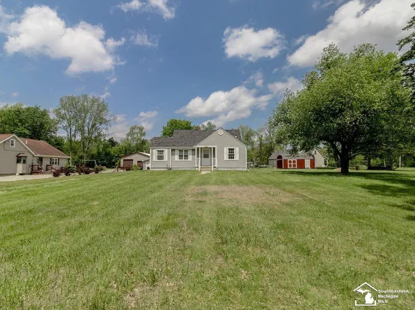 4400 Saint Anthony Rd, Temperance, MI 48182
