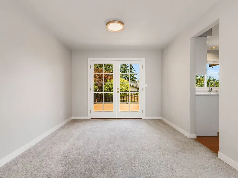 2206 SE 21st St — Photo 4