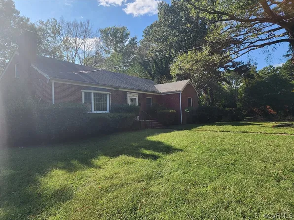 1642 Montpelier St, Petersburg, VA 23805
