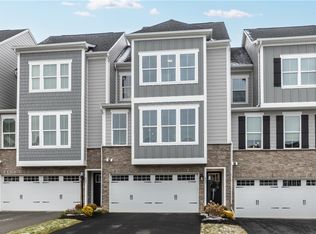 405 Spruce Ln, North Strabane, PA