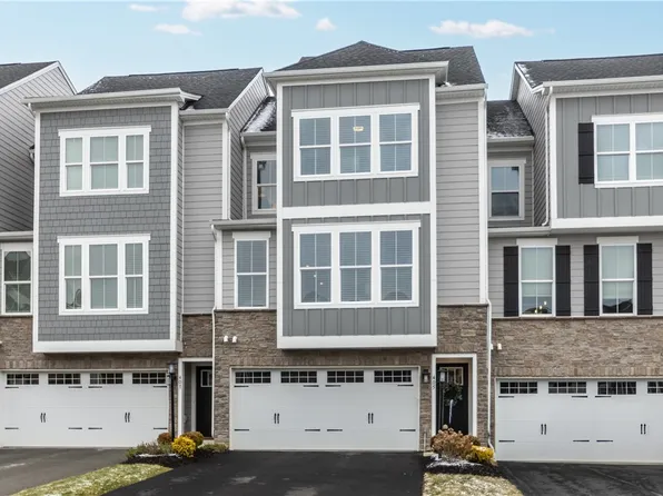 405 Spruce Ln, North Strabane, PA 15317