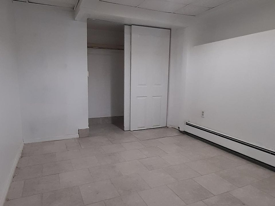 1st image of 8722 125th St