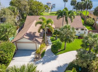 3877 Riverside Dr, Melbourne, FL 32935