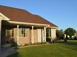 W5406 Colin St, Appleton, WI 54915