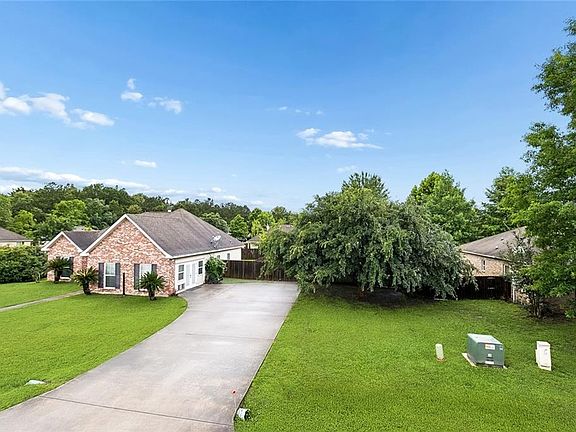 5th image of 28441 Apple Blossom Ln