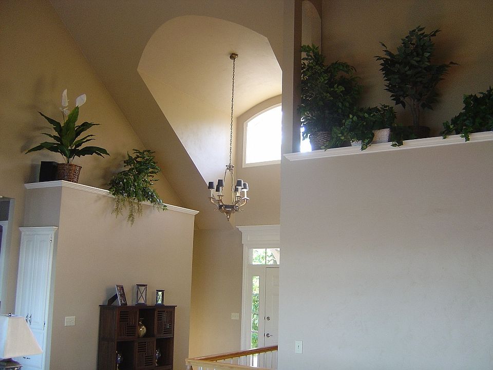 1st image of 453 N Olden Gln