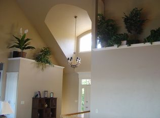 453 N Olden Gln, De Pere, WI 54115