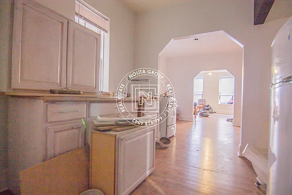 Rented by Nolita Group | media 9