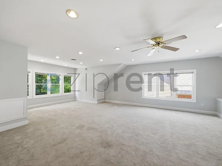 73201 Burrington — Photo 35