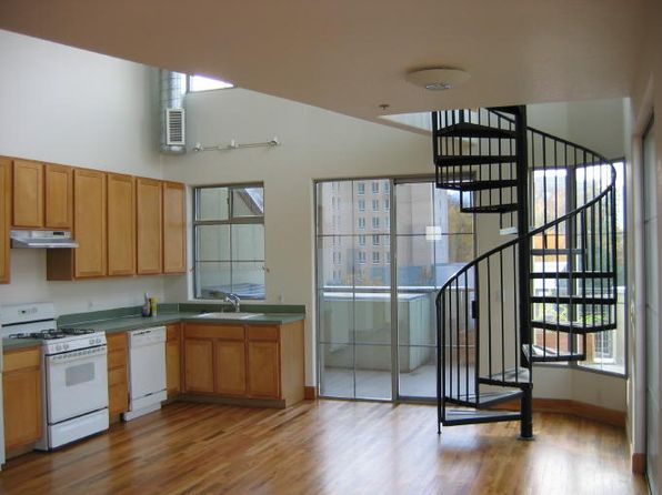 33 NW 6th Ave APT 402