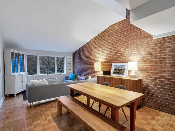 111 Prospect Park Southwest image 1 of 9