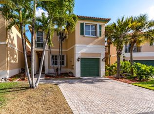 8321 NW 144th Ter, Miami Lakes, FL 33016